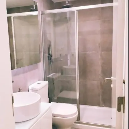 Modern B Chiado * ליסבון