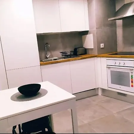 Modern B Chiado * ליסבון