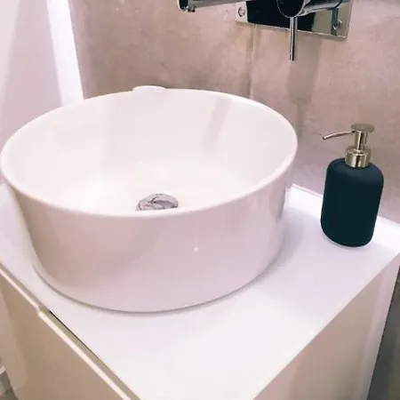 Modern B Chiado Lisboa